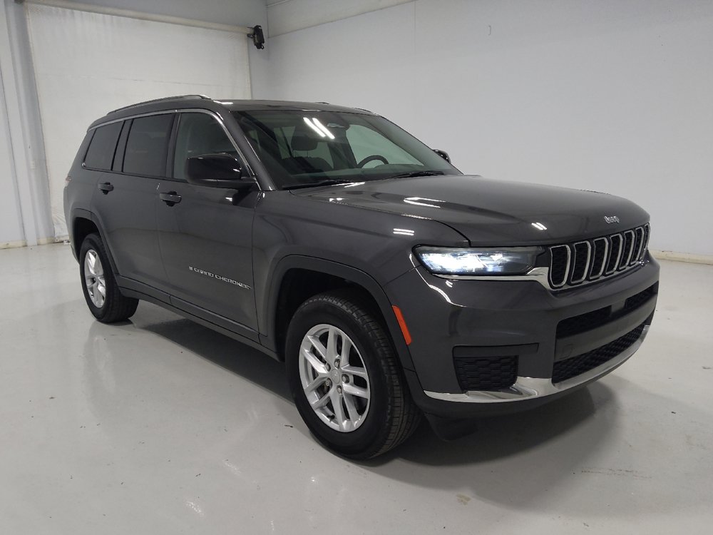 Used 2023 Jeep Grand Cherokee L Laredo AWD/4WD image 13