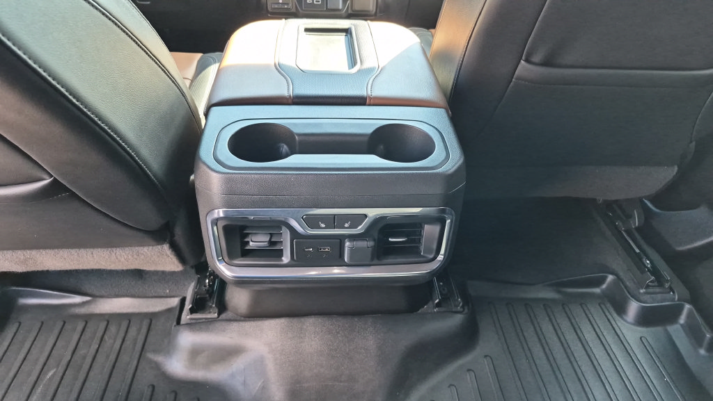 Used 2022 Chevrolet Silverado 2500 High Country w/ Z71 Off-Road Package AWD/4WD image 21