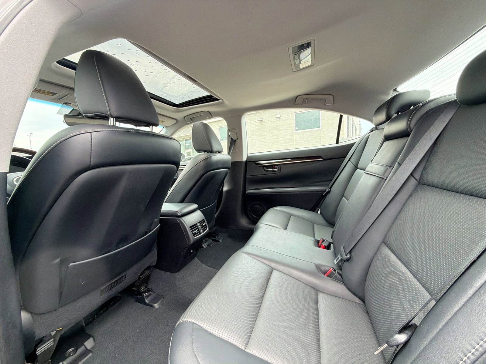 Used 2018 Lexus ES 350 w/ Premier Package image 24