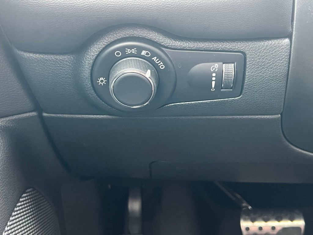 Used 2024 Dodge Durango SRT image 33