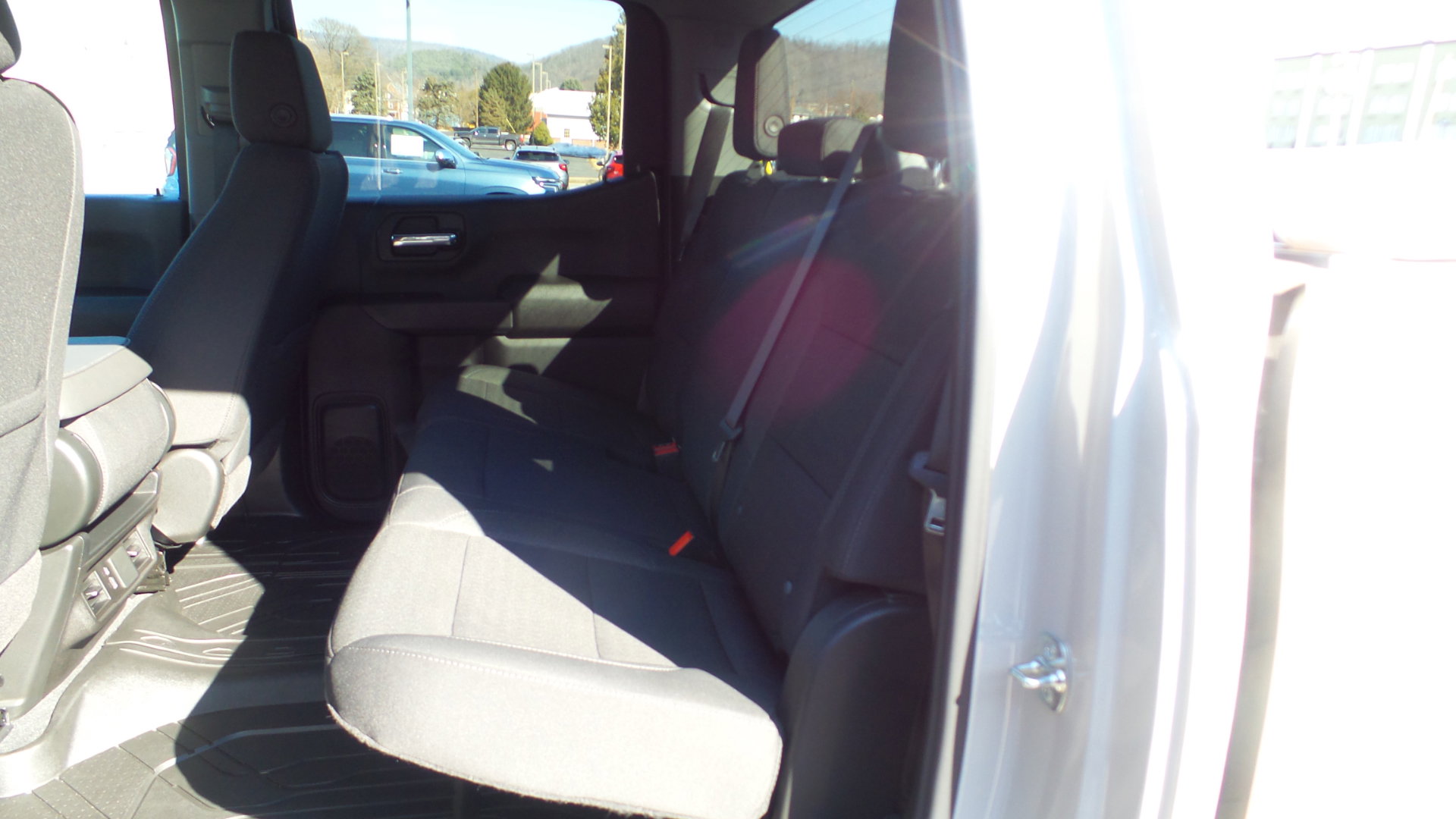 Used 2026 Chevrolet Silverado 1500 Custom w/ LPO, Dark Essentials Package image 8