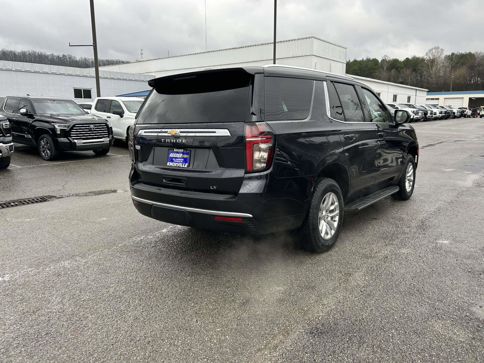 Used 2023 Chevrolet Tahoe LT image 3