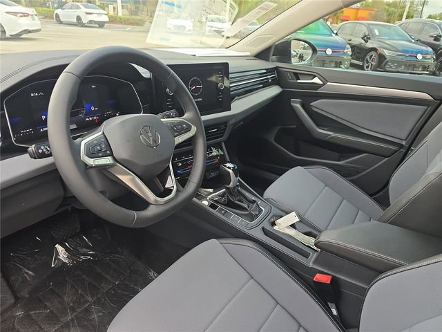 New 2026 Volkswagen Jetta SE image 14