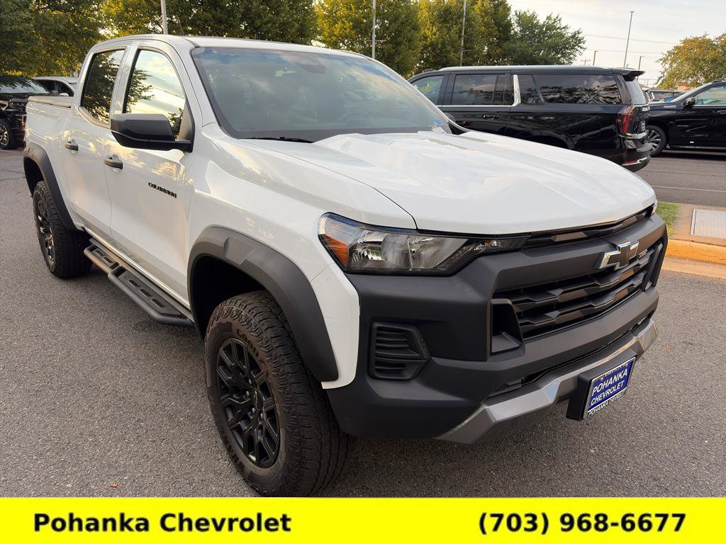 Used 2023 Chevrolet Colorado Trail Boss w/ Advanced Trailering Package AWD/4WD image 1