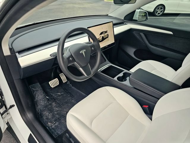 Used 2022 Tesla Model Y Performance AWD/4WD image 14