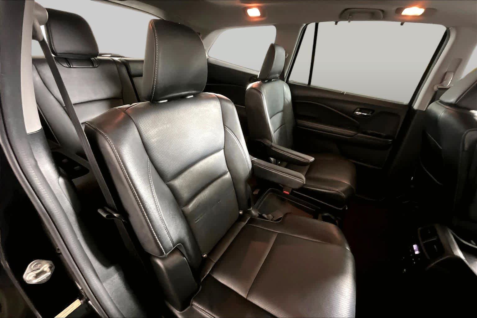 Used 2016 Honda Pilot Elite image 18