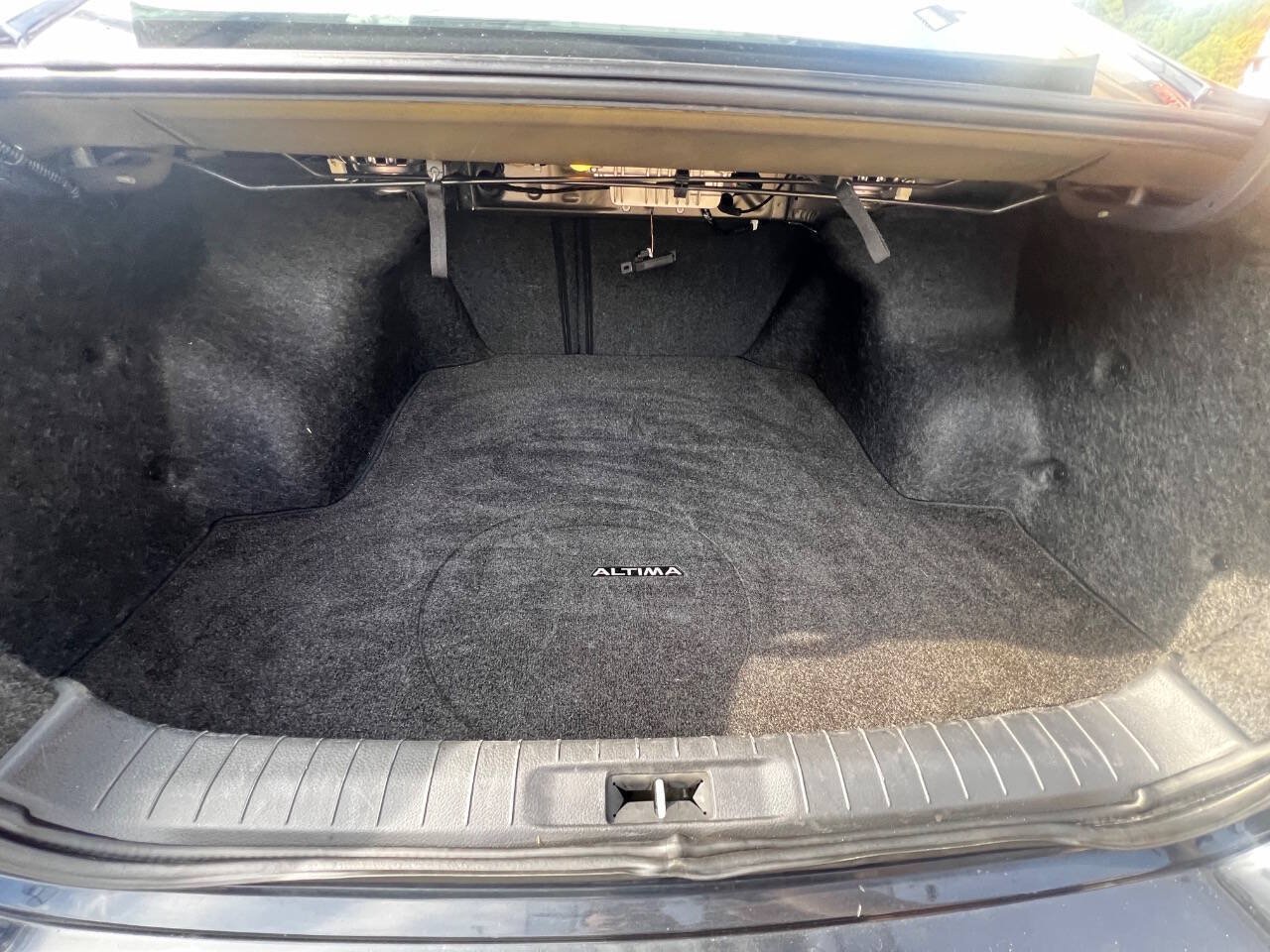 Used 2018 Nissan Altima 2.5 SL FWD image 14