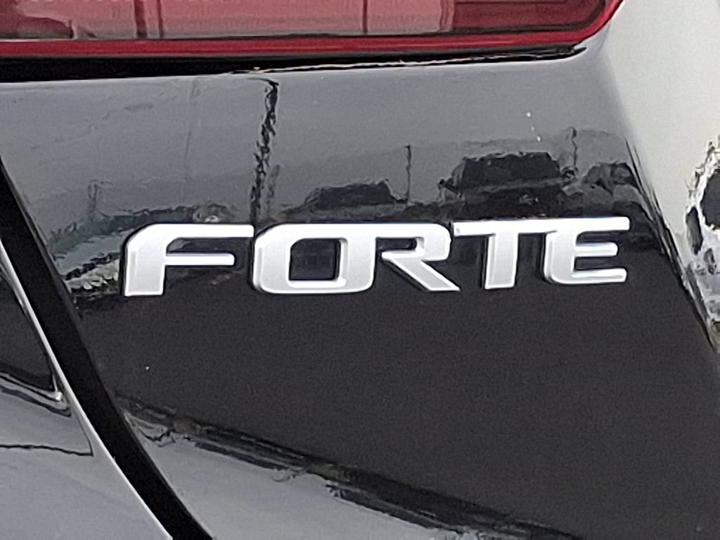 Used 2024 Kia Forte GT FWD image 30