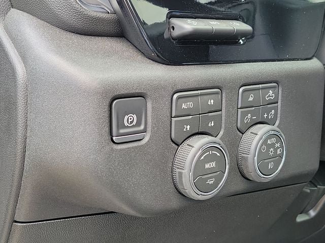Used 2026 Chevrolet Silverado 2500 LTZ w/ LTZ Plus Package AWD/4WD image 9