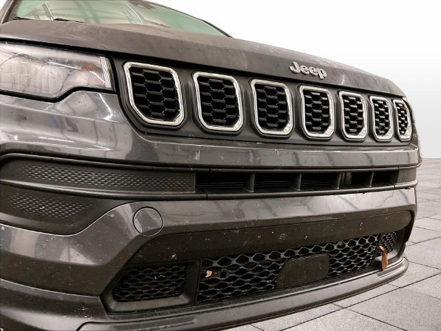 Used 2024 Jeep Compass Sport AWD/4WD image 29