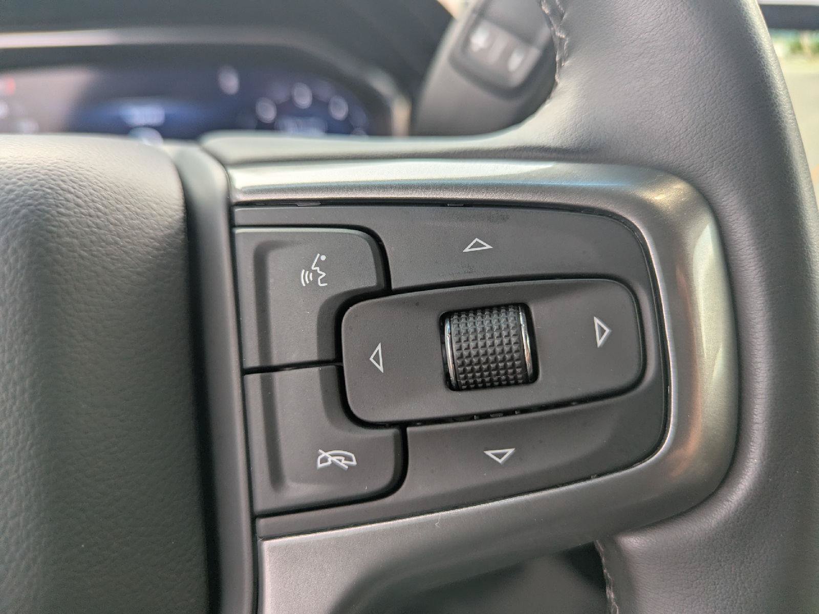 Used 2024 Chevrolet Silverado 1500 LT AWD/4WD image 21