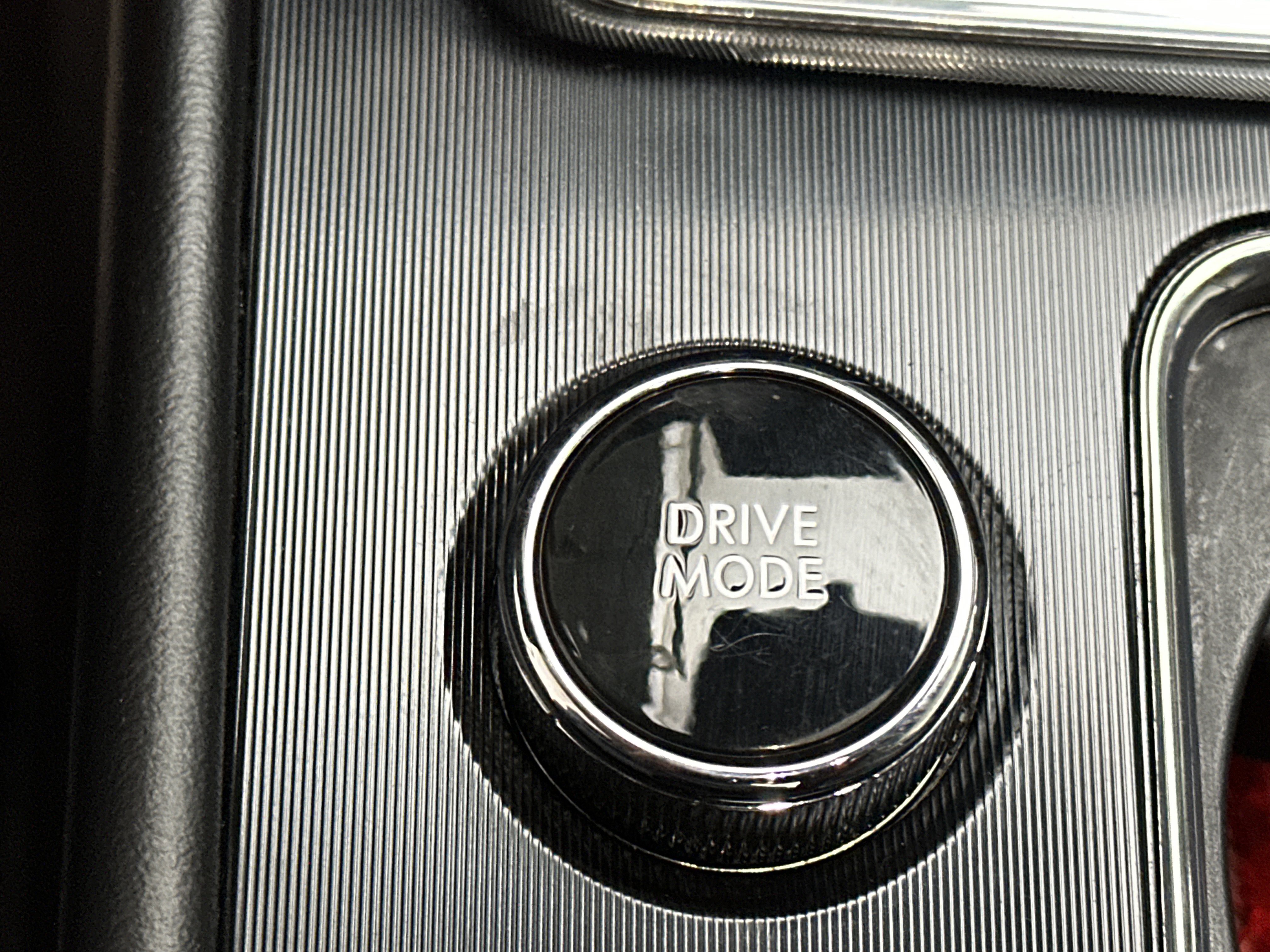 Used 2021 Lincoln Corsair Reserve w/ Equipment Group 201A image 42