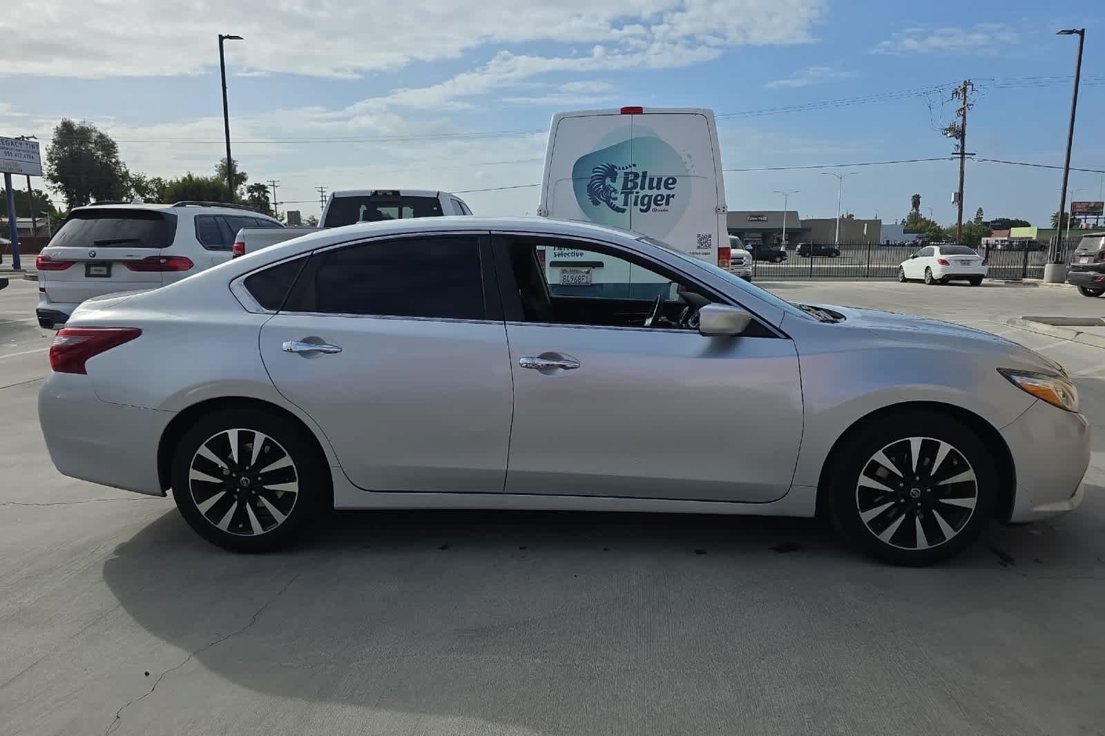 Used 2018 Nissan Altima 2.5 SV FWD image 9