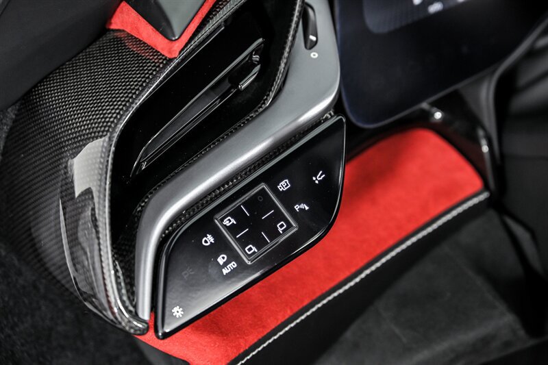 Used 2023 Ferrari SF90 Spider AWD/4WD image 29