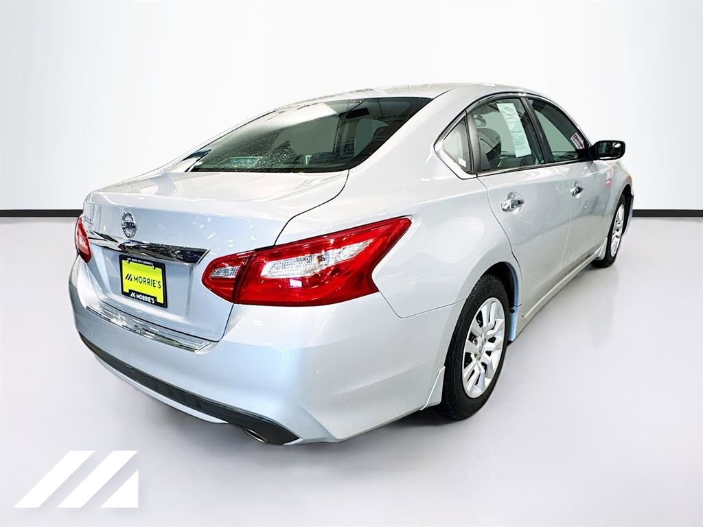 Used 2016 Nissan Altima 2.5 S w/ Power Driver Seat Package image 5
