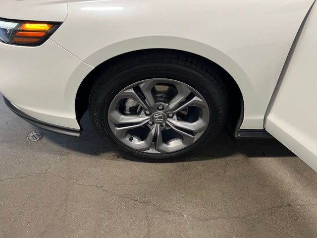 Used 2024 Honda Accord EX image 30