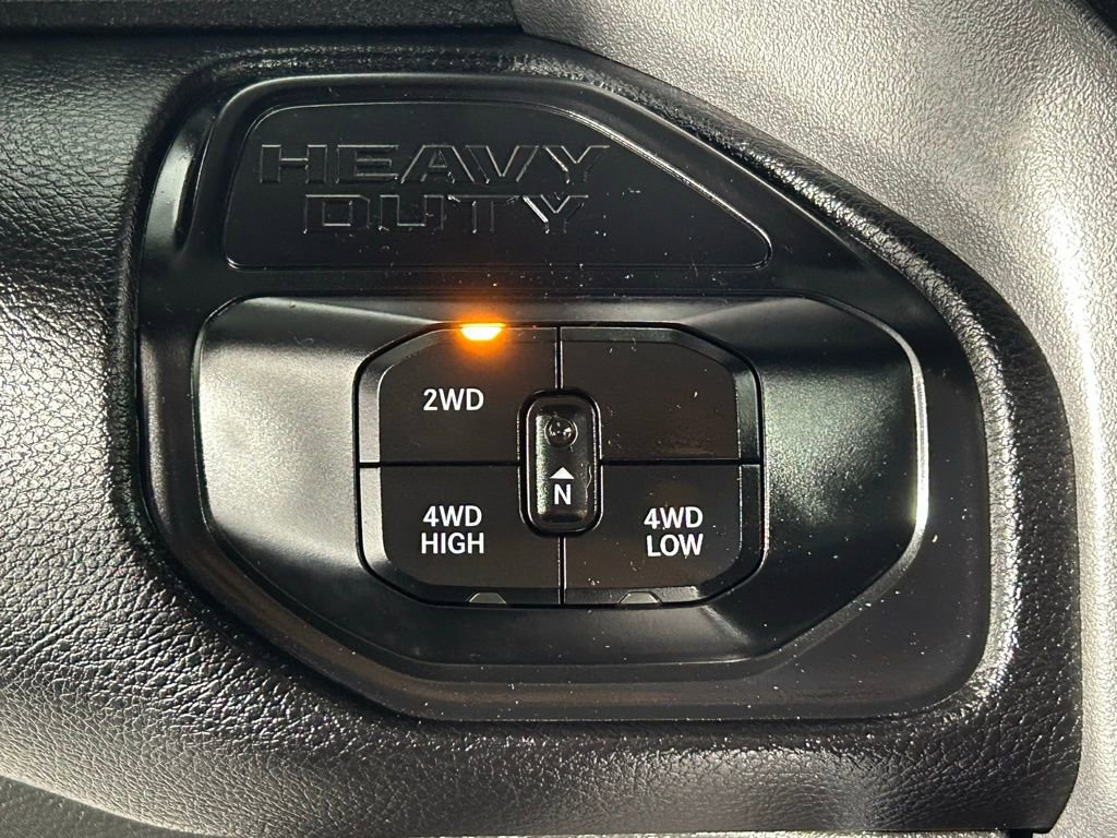 Used 2025 RAM 3500 Laramie image 25