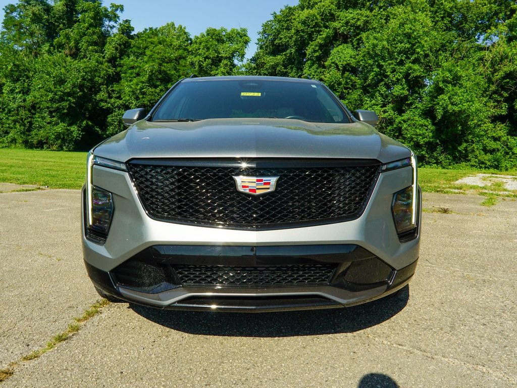 Used 2024 Cadillac XT4 Sport FWD image 7