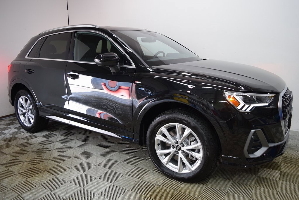 New 2025 Audi Q3 2.0T Premium Plus w/ Premium Plus Package image 1