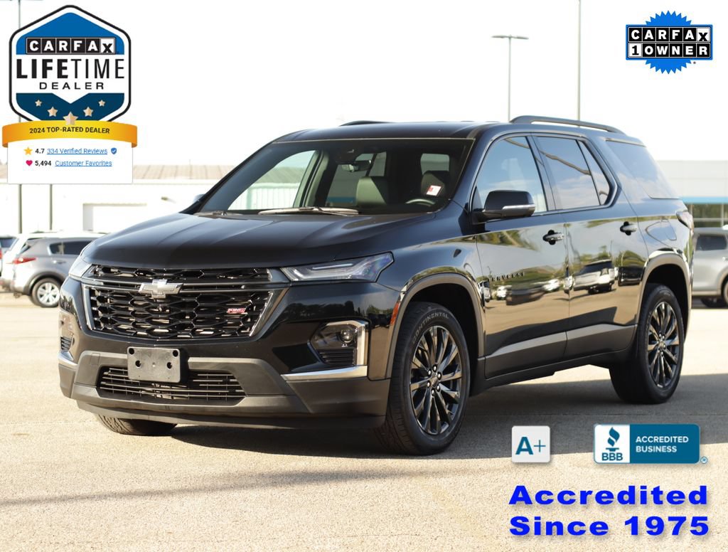Used 2023 Chevrolet Traverse RS FWD image 3