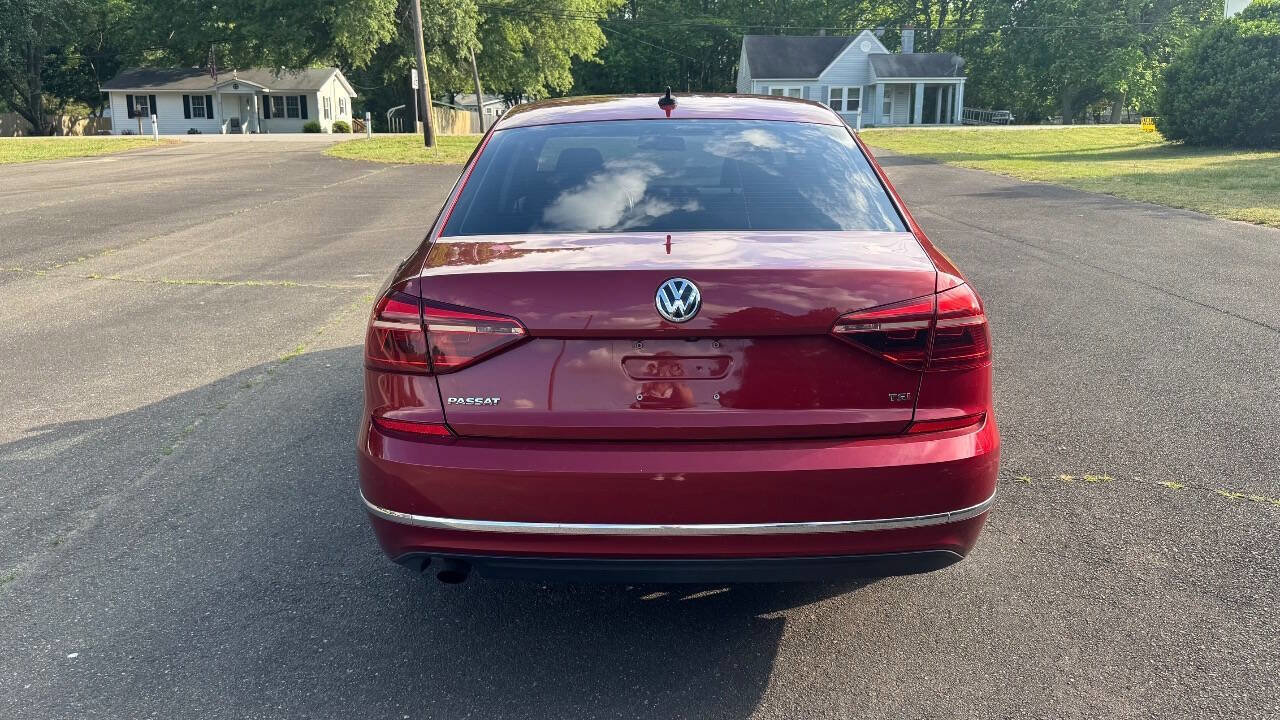 Used 2019 Volkswagen Passat 2.0T Wolfsburg FWD image 7