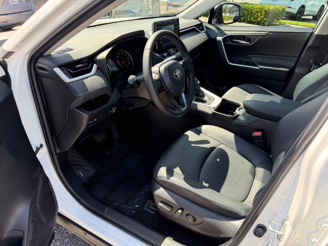Used 2022 Toyota RAV4 XLE Premium FWD image 12