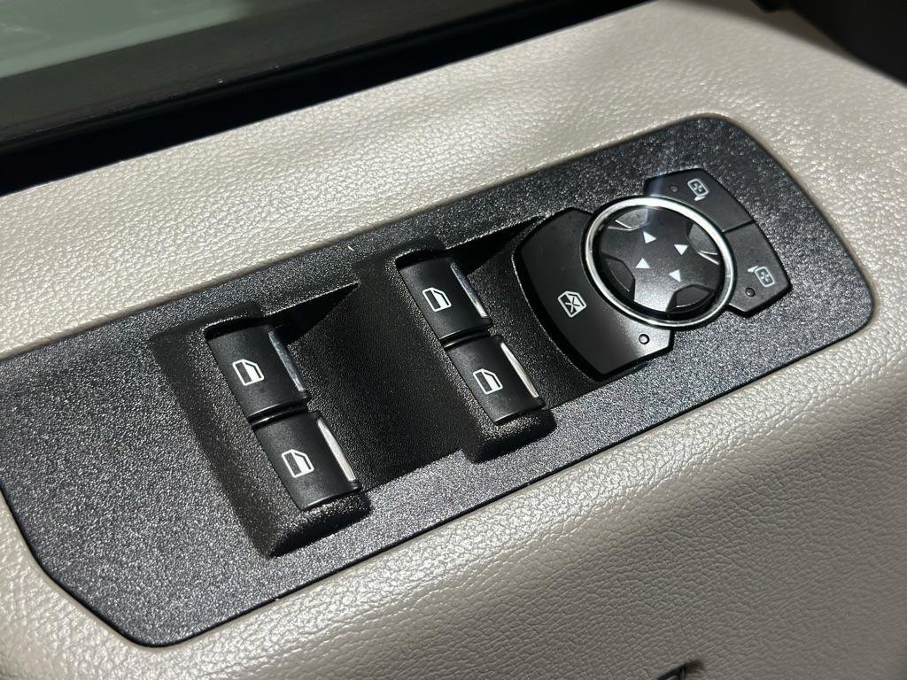 Used 2019 Ford F150 XLT w/ Equipment Group 302A Luxury AWD/4WD image 33
