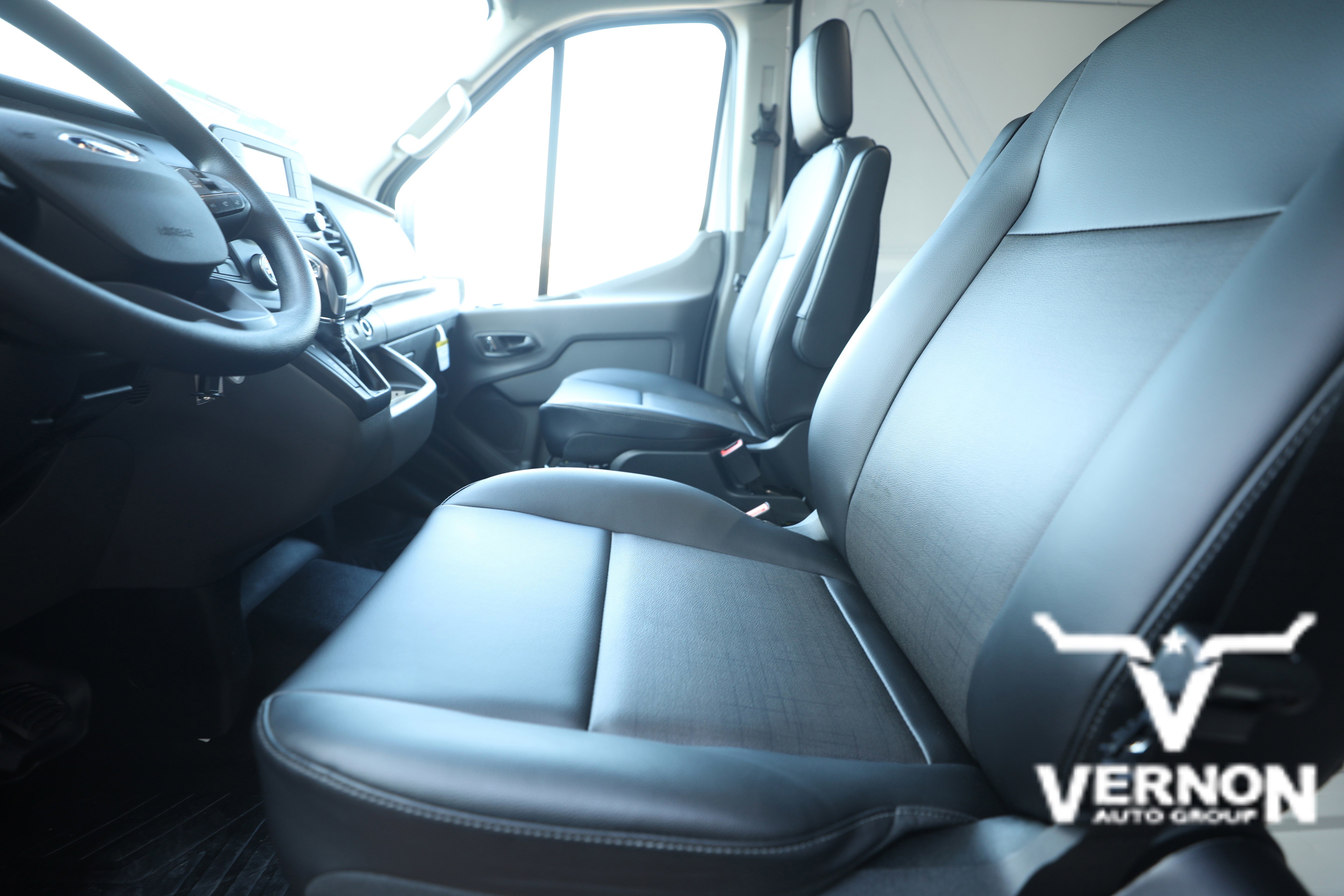 New 2025 Ford Transit 150 148 Medium Roof image 9