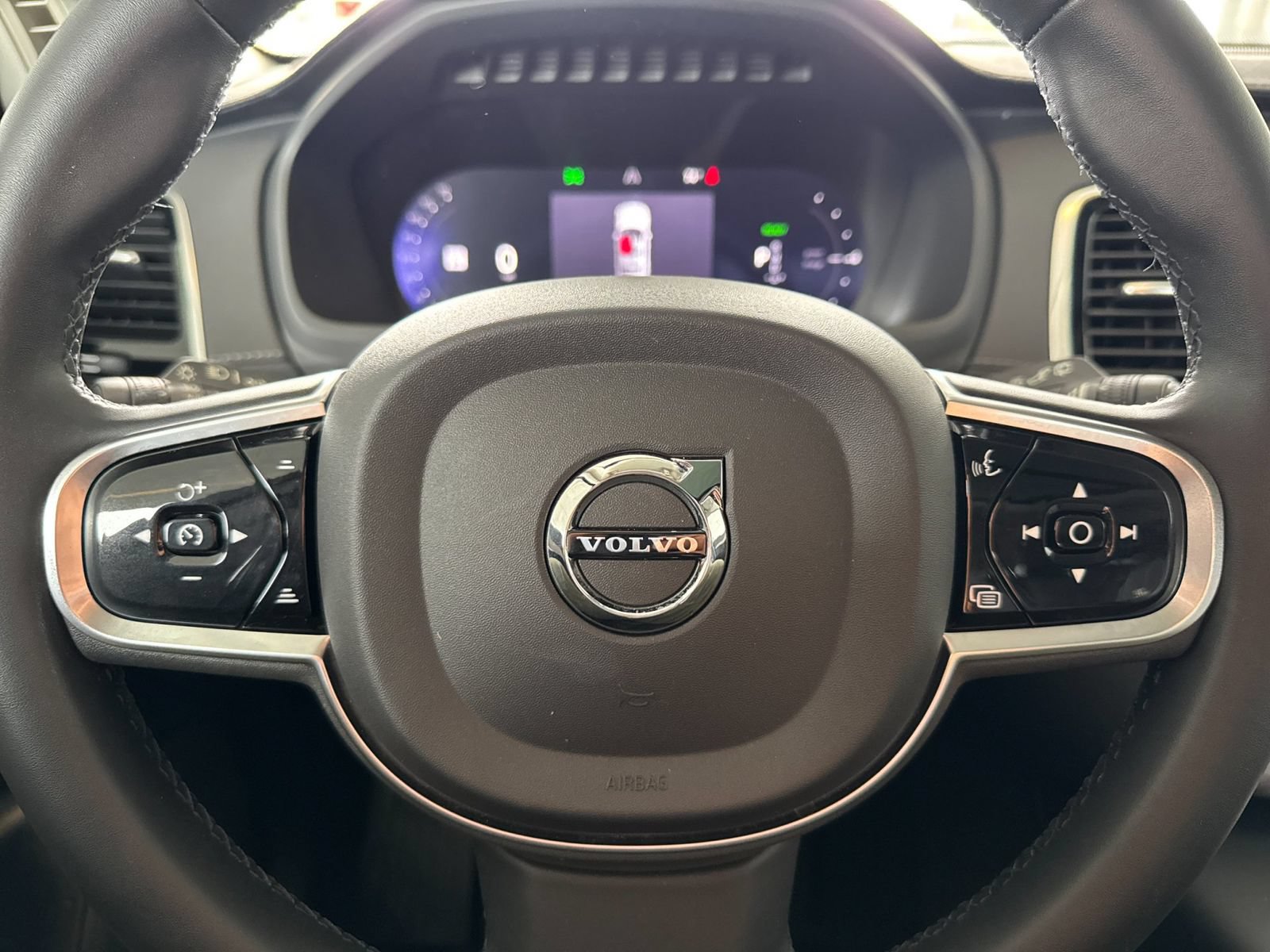 Certified 2023 Volvo XC90 T8 Ultimate w/ Protection Package AWD/4WD image 29