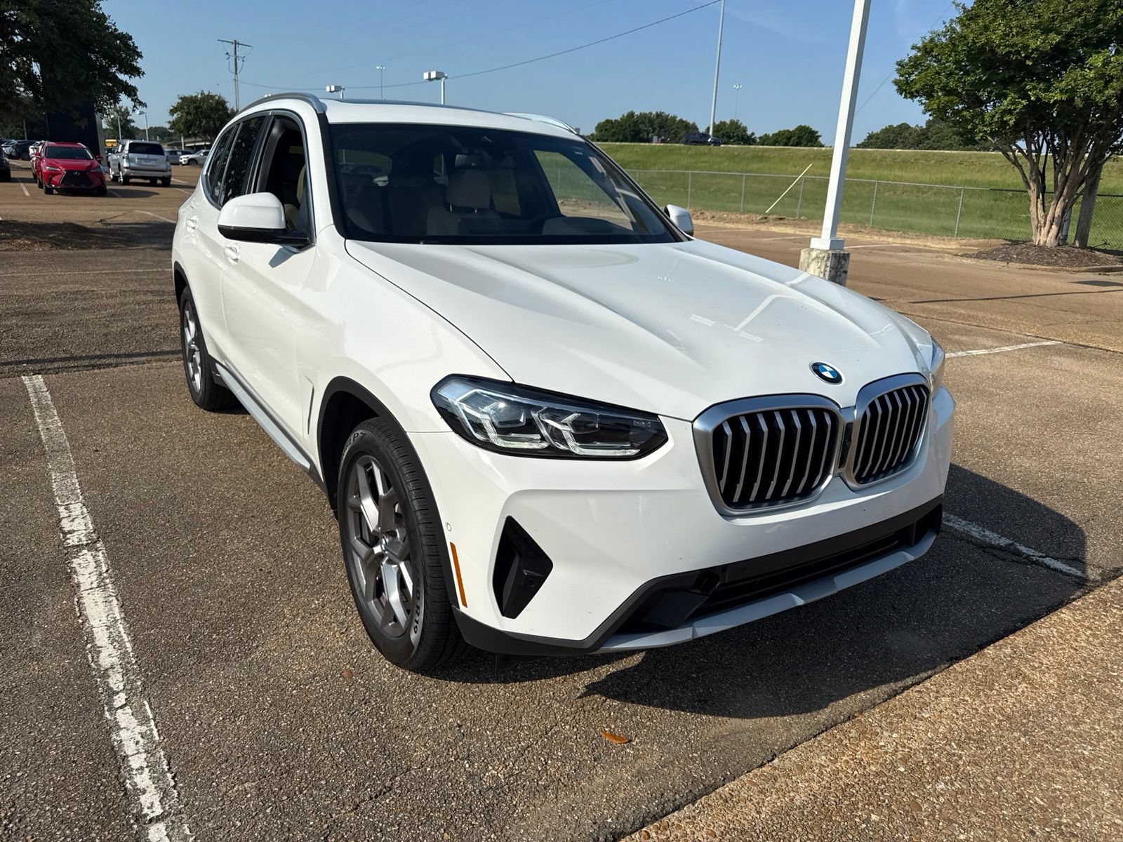 Certified 2023 BMW X3 xDrive30i w/ Premium Package w/ZPA AWD/4WD image 3
