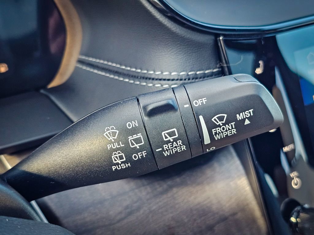 New 2026 Jeep Grand Cherokee Limited image 18