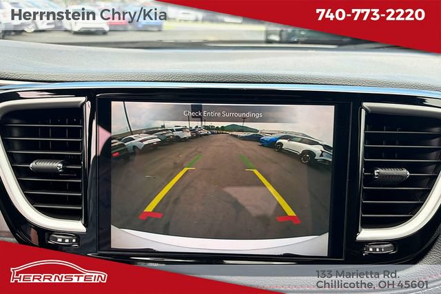 New 2027 Chrysler Pacifica Select FWD image 16