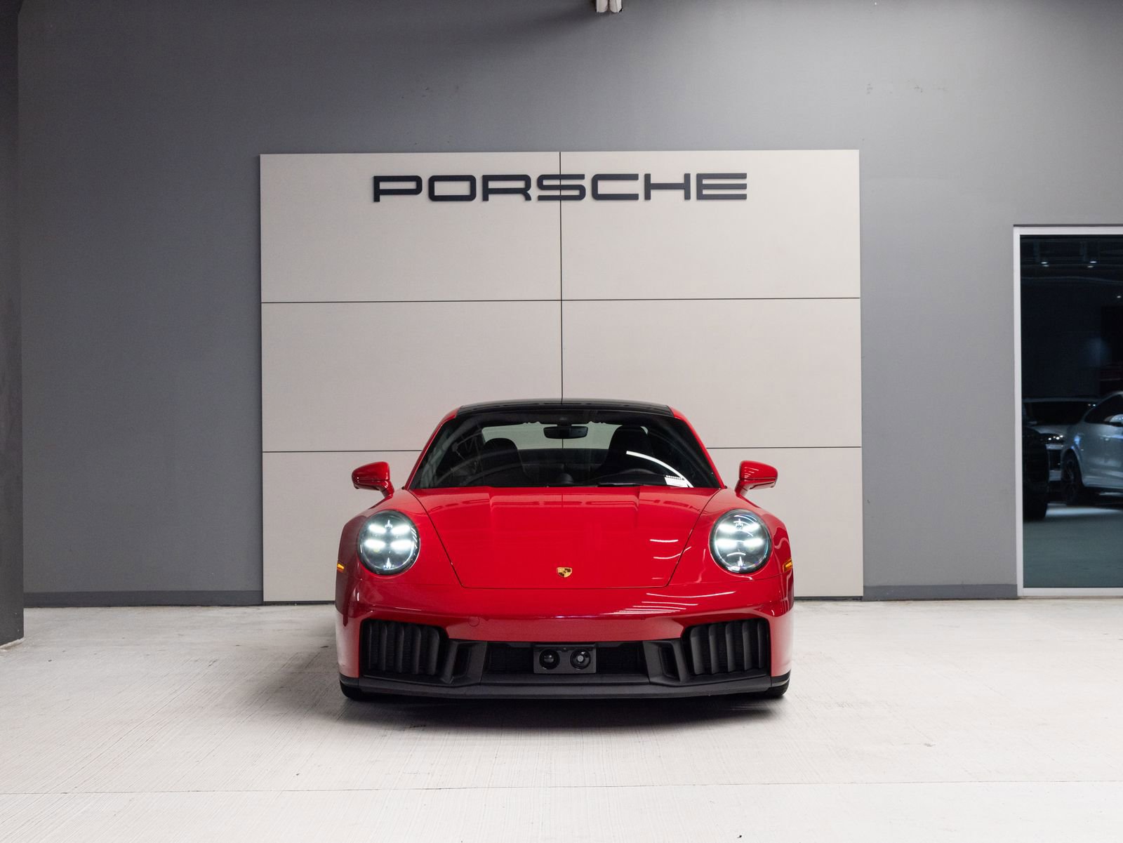 Certified 2025 Porsche 911 Carrera GTS RWD image 10