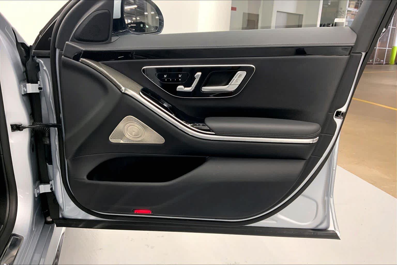 Certified 2022 Mercedes-Benz S 500 4MATIC image 9
