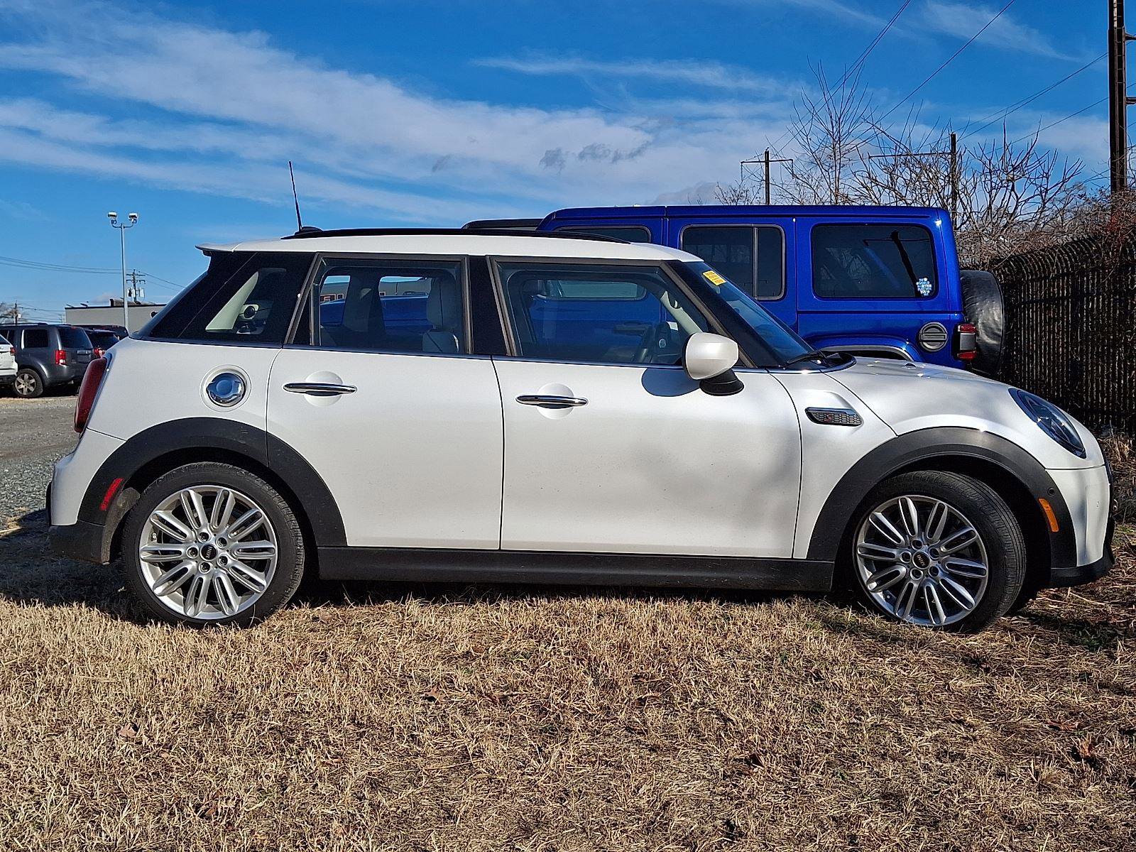 Used 2024 MINI Cooper S image 7