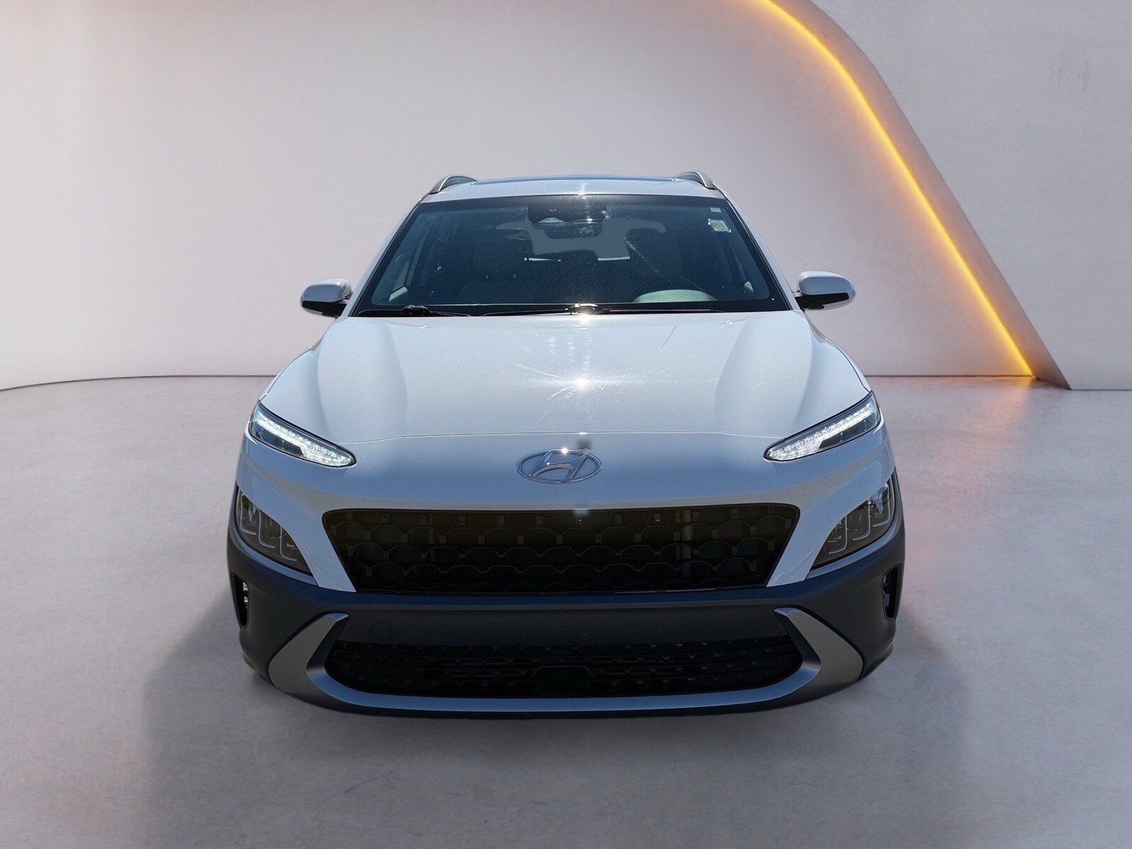 Used 2022 Hyundai Kona Limited w/ Winter Weather Package AWD/4WD image 8