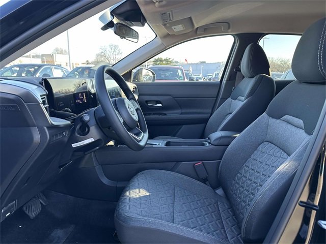 New 2026 Nissan Kicks SV image 16