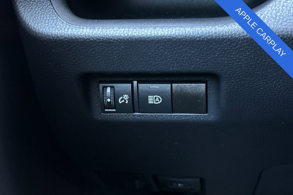 Used 2021 Toyota RAV4 XLE w/ Carpet Mat Package (TMS) image 31