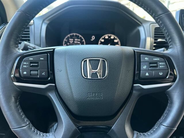 Used 2025 Honda Odyssey Elite image 27