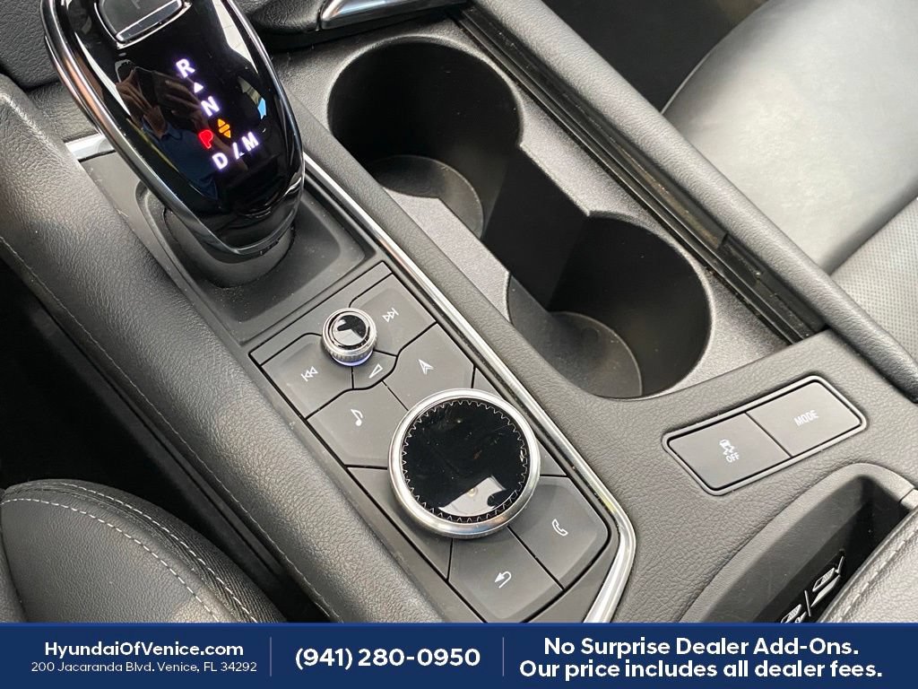 Used 2025 Cadillac XT5 Premium Luxury FWD image 20