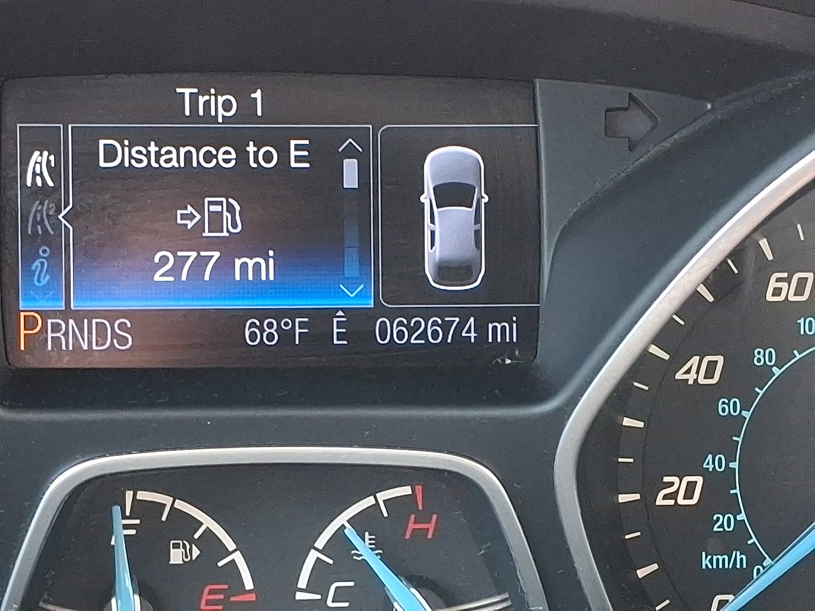 Used 2013 Ford Focus Titanium FWD image 22