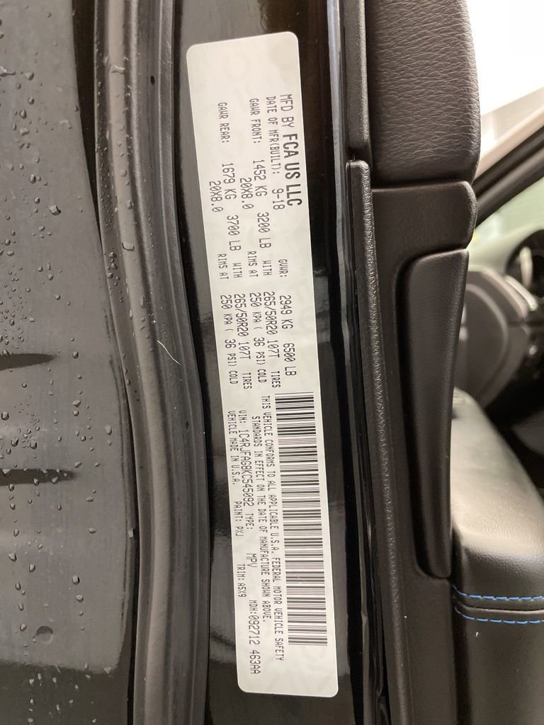 Used 2019 Jeep Grand Cherokee Laredo AWD/4WD image 29