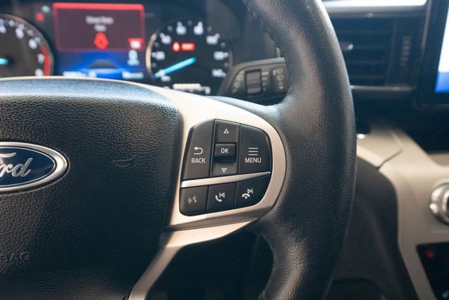 Used 2024 Ford Explorer XLT w/ Equipment Group 202A RWD image 22