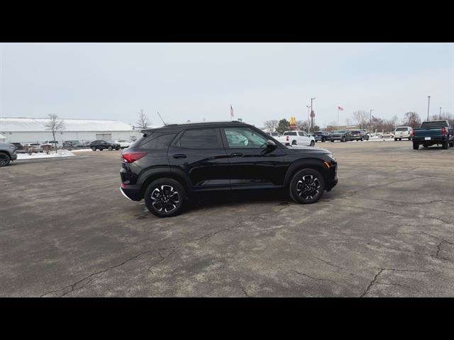 Used 2023 Chevrolet TrailBlazer LT image 32