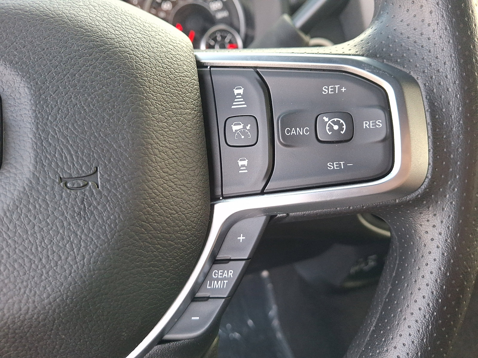 New 2026 RAM 2500 Tradesman AWD/4WD image 17