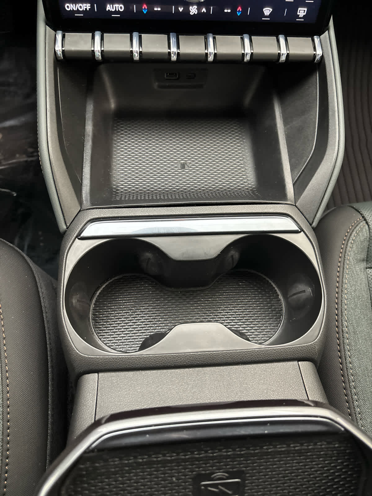 Used 2026 GMC Terrain AT4 image 26