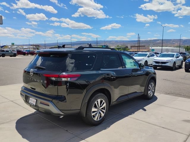 New 2026 Nissan Pathfinder SL AWD/4WD image 5
