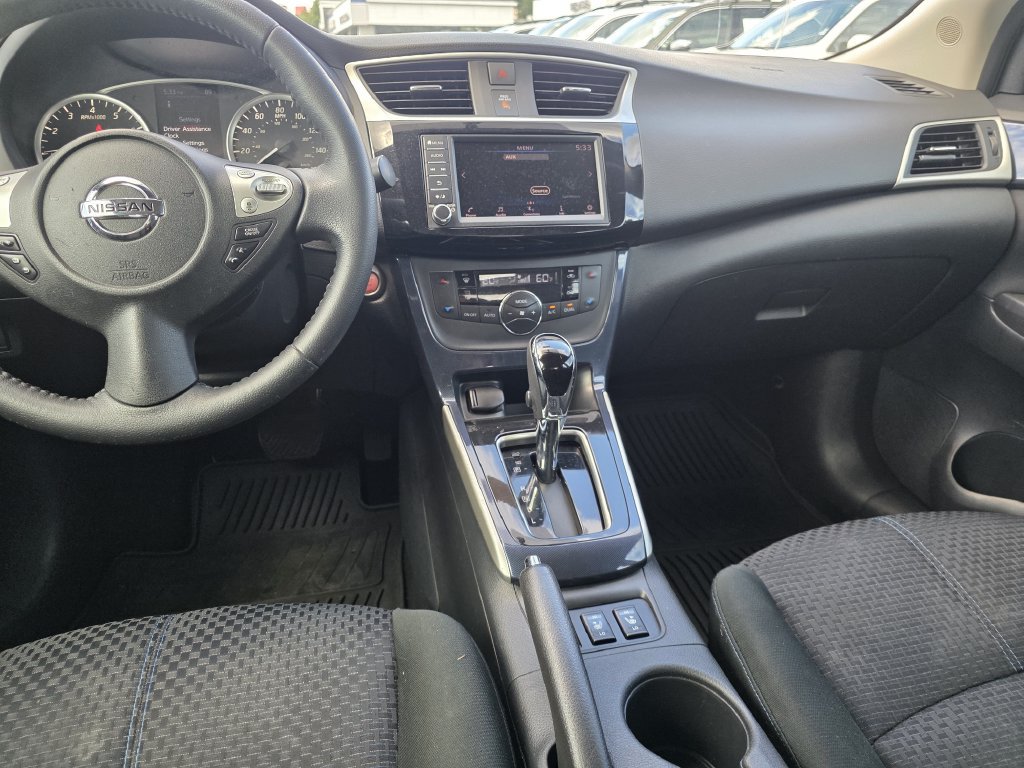 Used 2019 Nissan Sentra SR FWD image 13