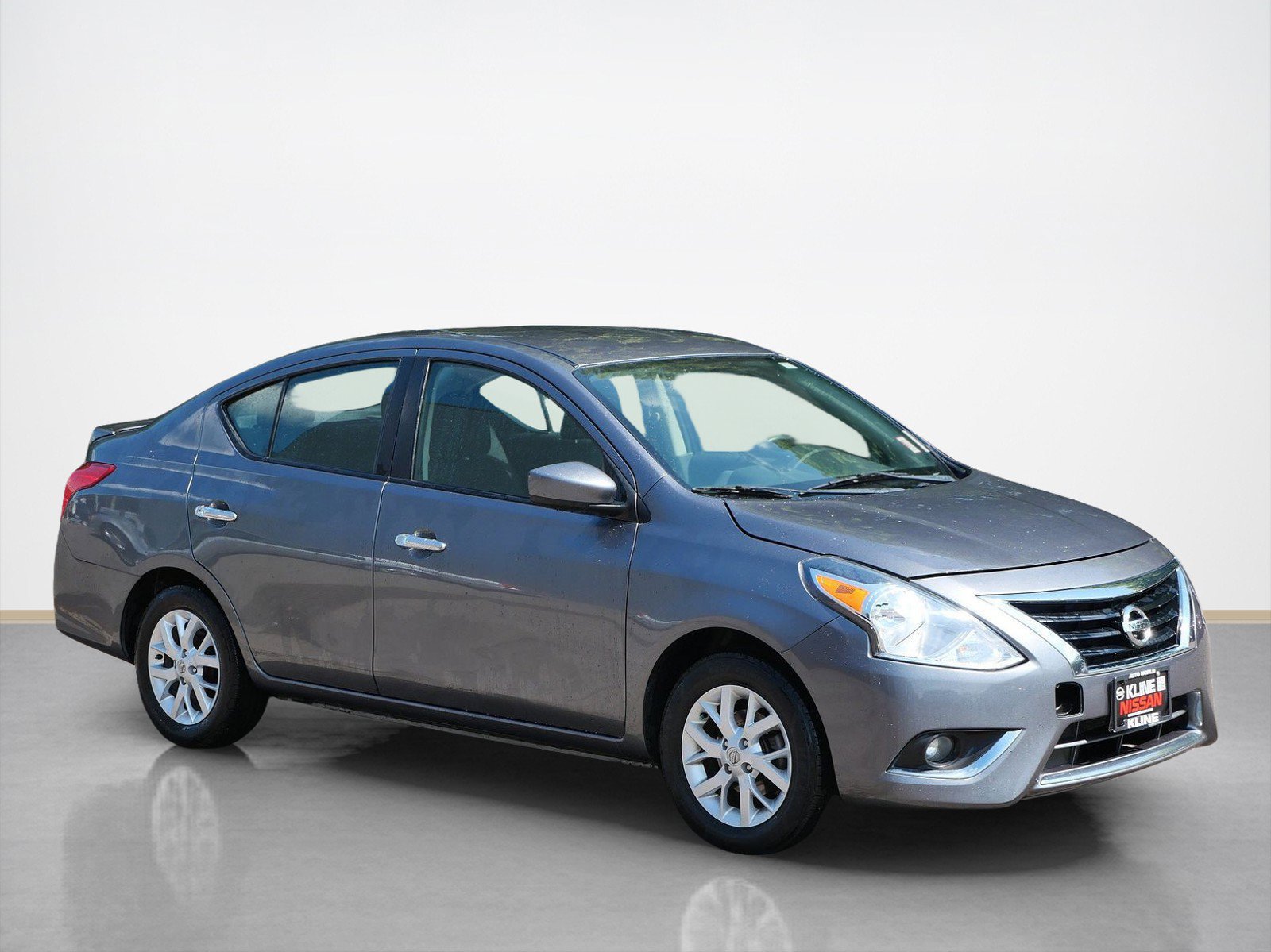 Used 2018 Nissan Versa SV w/ SV Special Edition Package FWD image 7