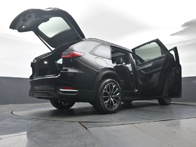 Certified 2025 MAZDA CX-70 Plug-In Hybrid w/ Premium Plus AWD/4WD image 47